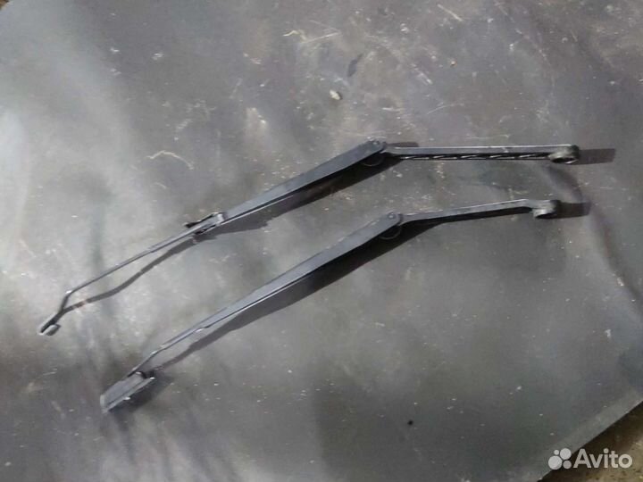 Поводки дворника Nissan x-trail t30