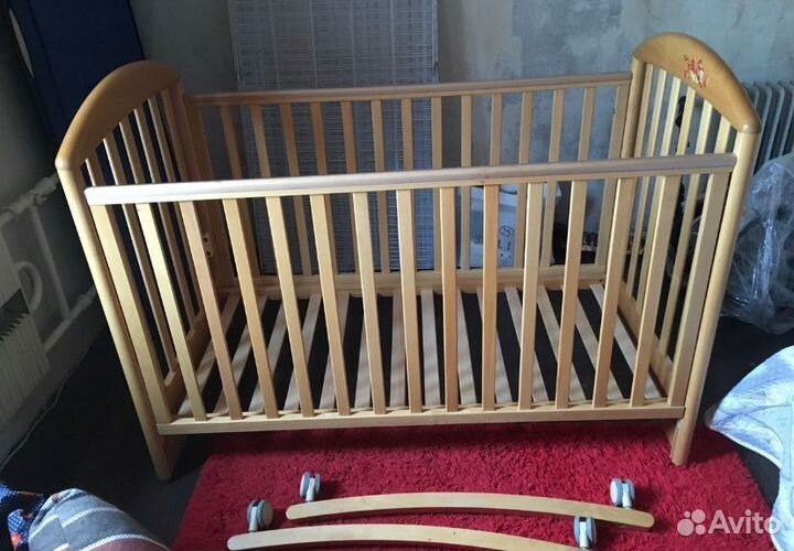 Детская кровать и матрас