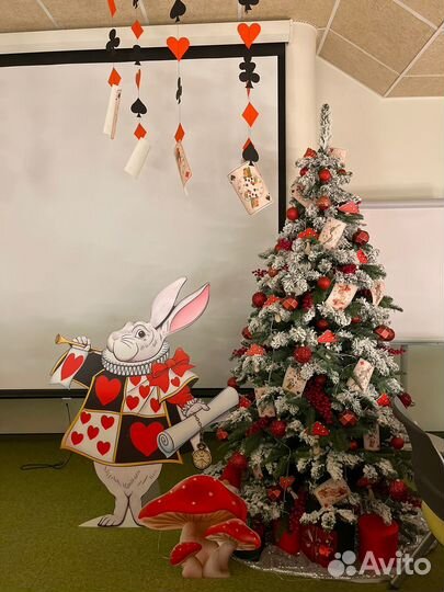 Карточные гирлянды, нити из игральных карт