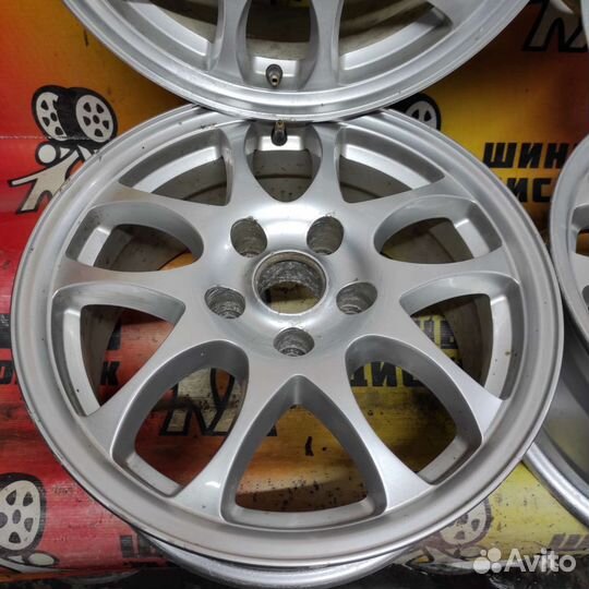 Диски R16 5*114,3 et 33 Dia 60,1