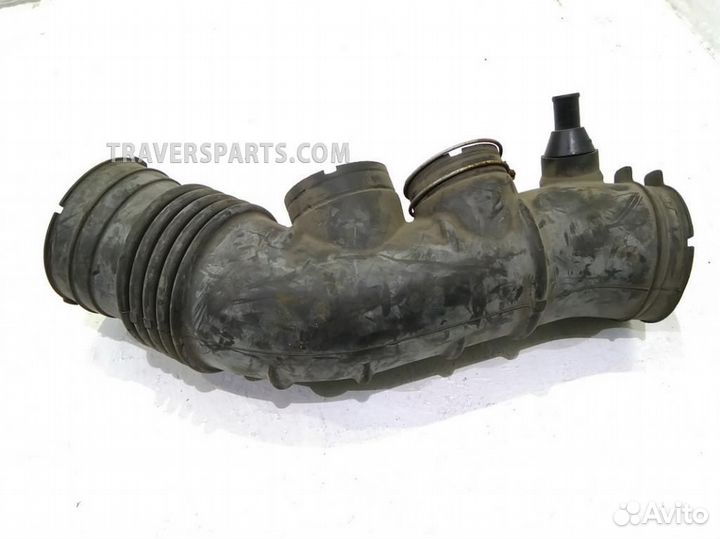 Патрубок воздушного фильтра