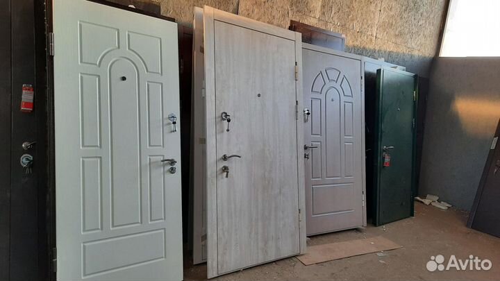 Железная дверь с отделкой мдф с двух сторон