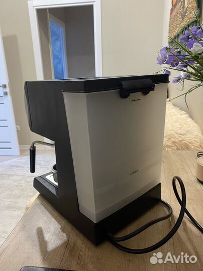 Кофеварка рожковая vitek