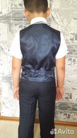 Костюм школьный для первоклассника