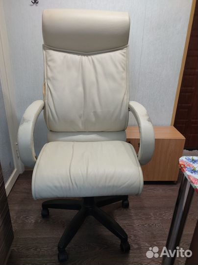 Компьютерный стул