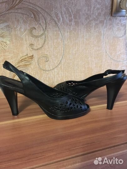 Босоножки, 36 р, кожа, носились очень мало, в отли