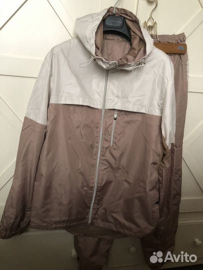 Костюм женский