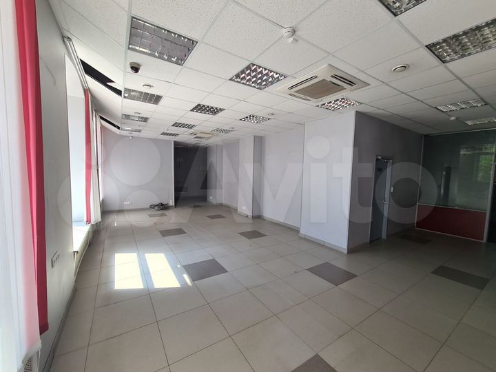 Торговая площадь, 182 м²