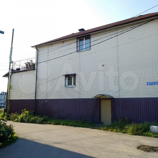 Таунхаус 225,3 м² на участке 1,3 сот.