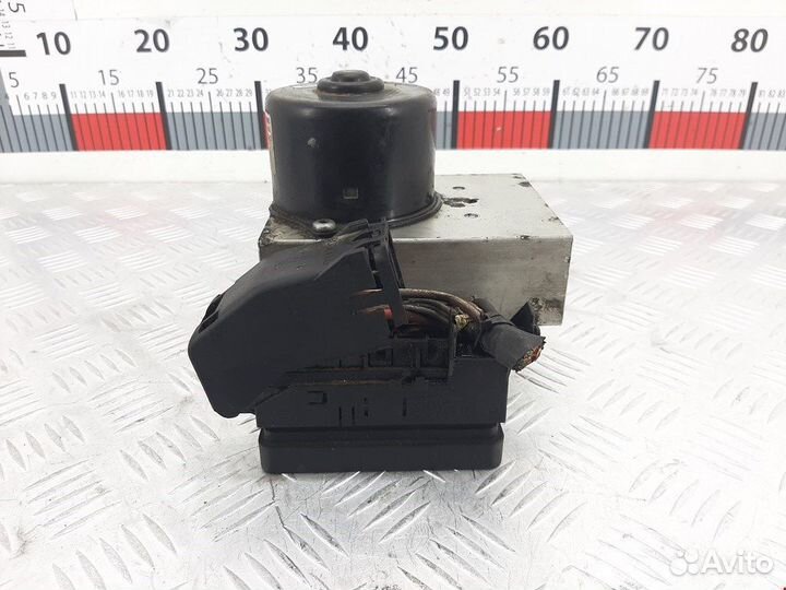 Блок ABS для Volvo S60 1 8671224