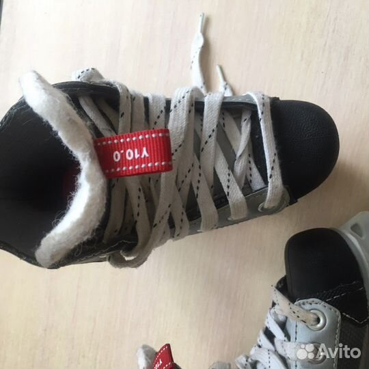 Коньки хоккейные