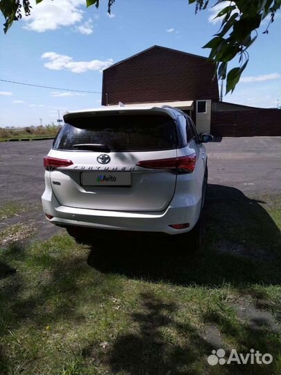 Toyota Fortuner 2.7 AT, 2022, 1 200 км