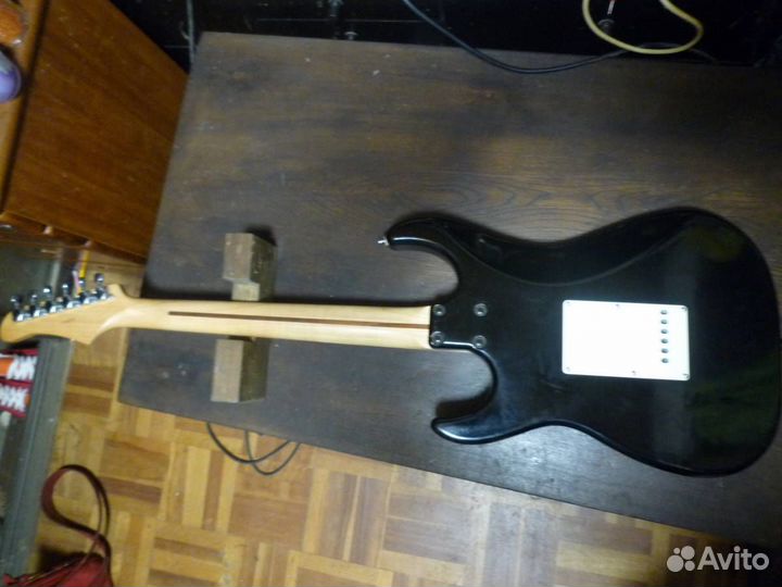 А2-P1801 Greco GP330 26. + device blk 27. гитары