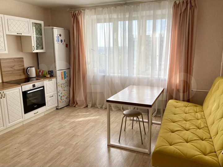 2-к. квартира, 40 м², 9/10 эт.