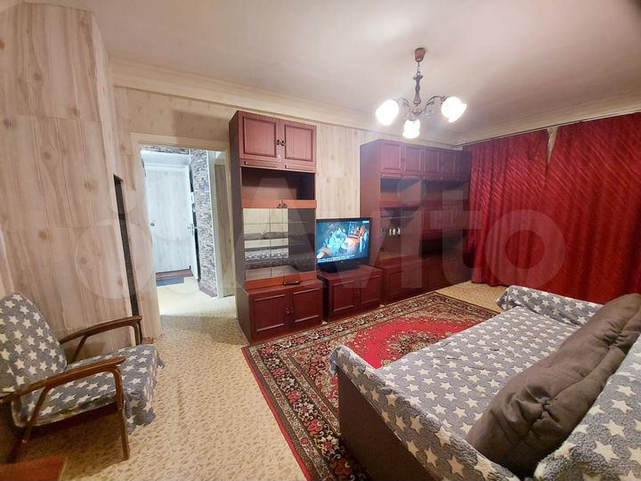 3-к. квартира, 60 м², 1/5 эт.