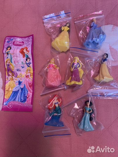 Принцессы Диснея серия с вкладышем киндер
