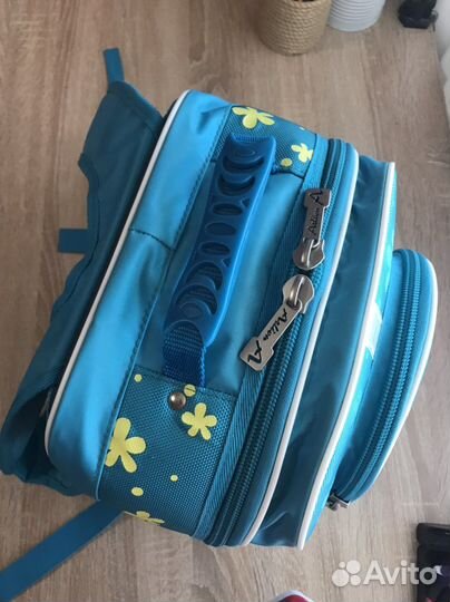 Рюкзак школьный для девочки