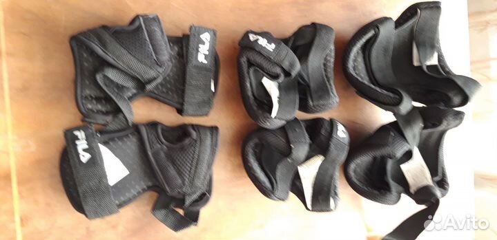 Шлем и защита,детские перчатки для