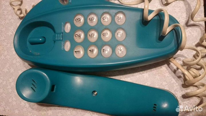 Телефон стационарный кнопочный (бирюзовый)