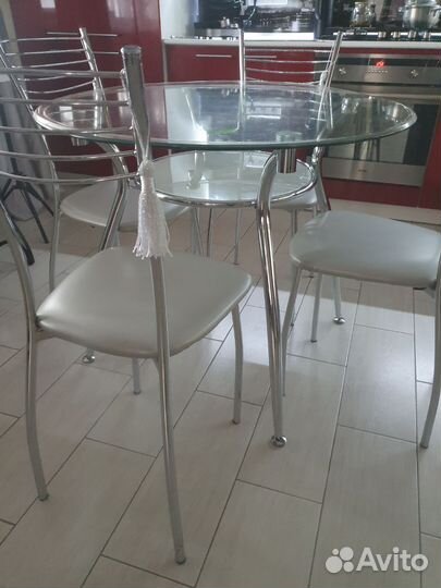 Стол стеклянный со стульями комплект