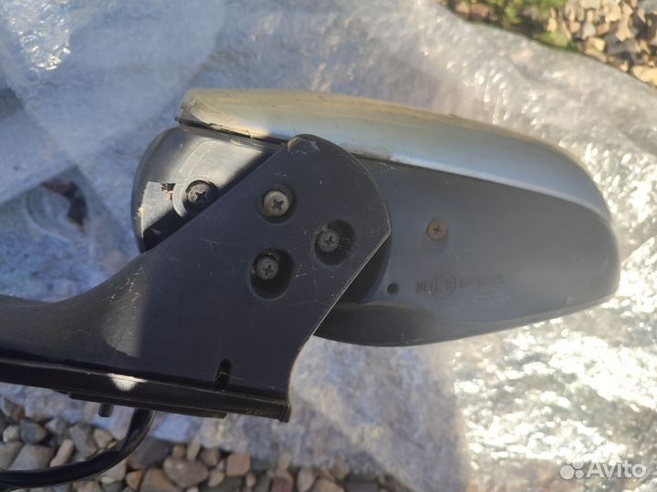 Зеркало заднего вида Авенсис Т250 левое