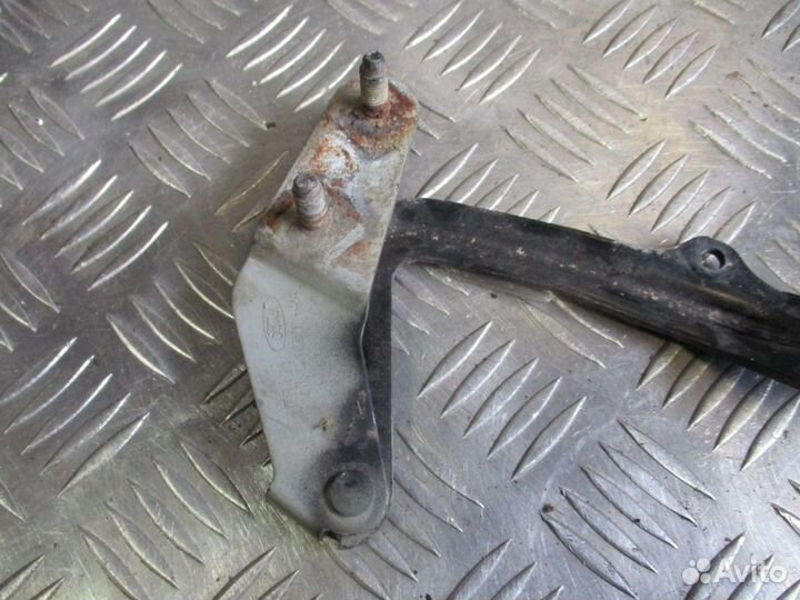 Петля капота Ford Focus 2 1.8 2006г