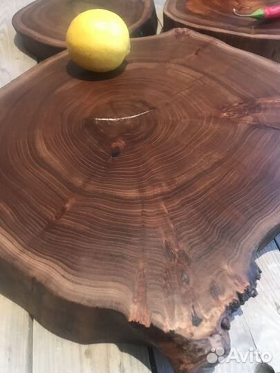 Доска торцевая разделочная кухонная карагач 53*44