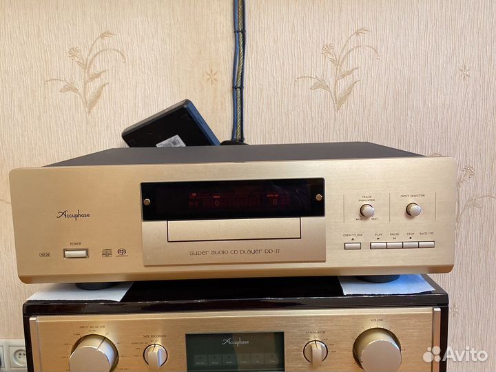Accuphase super audio cd player dp-77 sacd