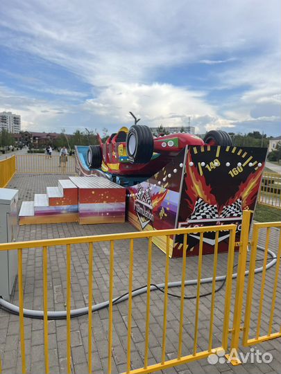 Продаю Атракцион