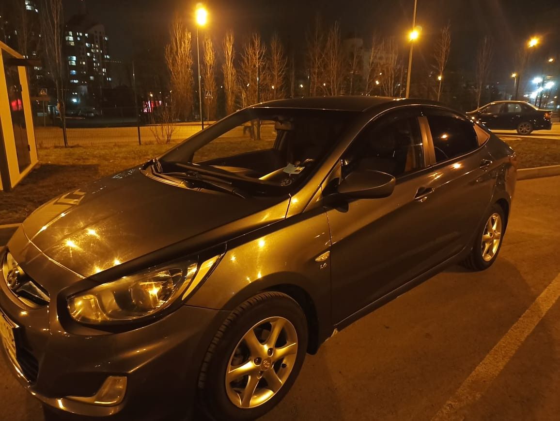 Hyundai Solaris: фото владельца