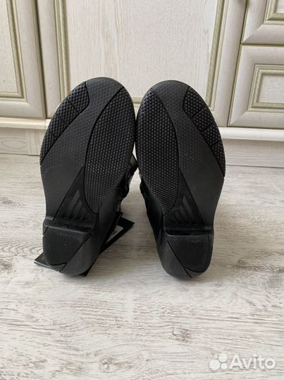 Новые Triumph р.37 EUR мотоботы