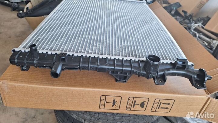 Радиатор охлаждения Geely Coolray