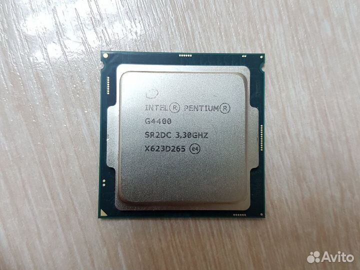 Процессор Intel Pentium G4400, s1151
