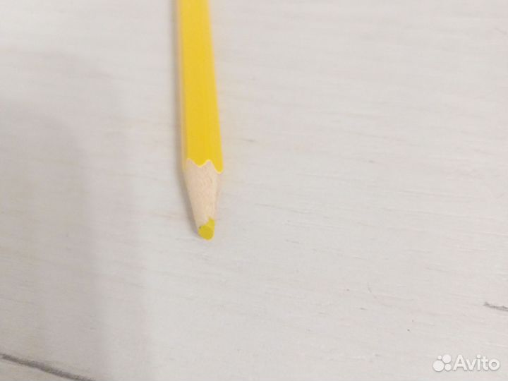 Жёлтый карандаш