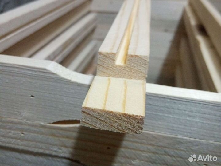 Рамки для ульев, пчёл