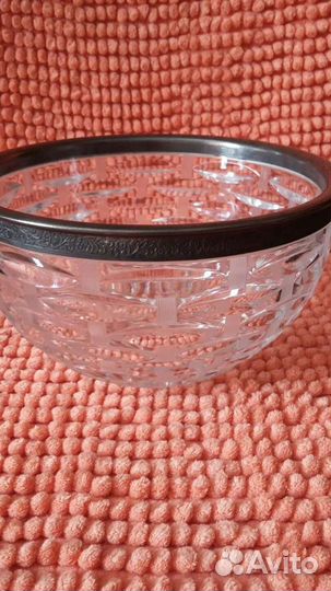 Хрустальная ваза с ободком из мельхиора