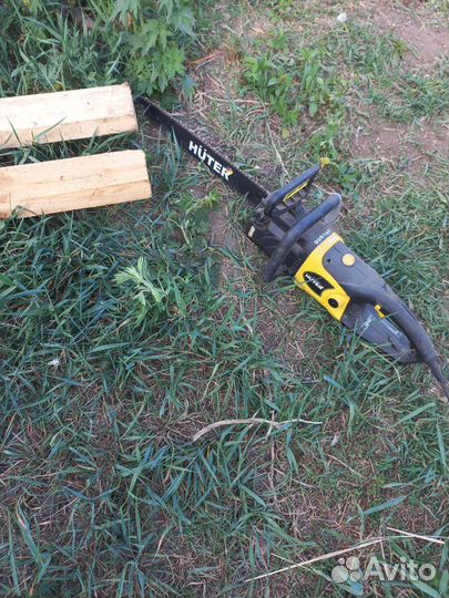 Huter ELS-2400 Пила цепная электрическая рабочая