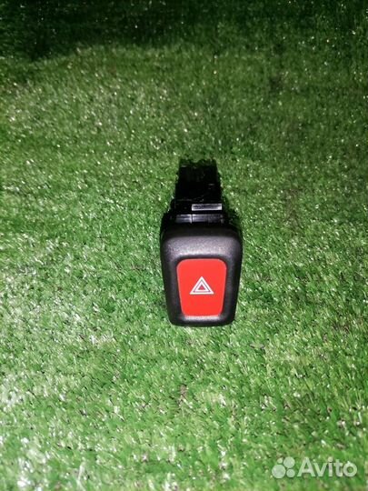 Кнопка аварийки nissan sunny n 16