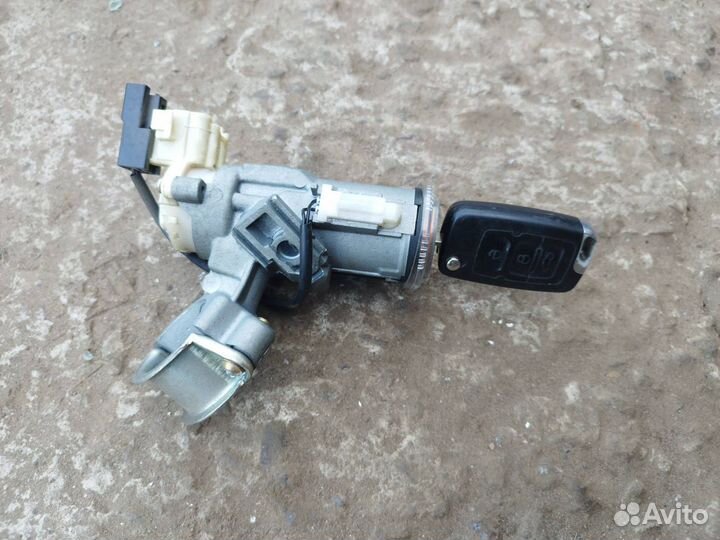 Замок зажигания Geely Emgrand EC7 FE1 2013