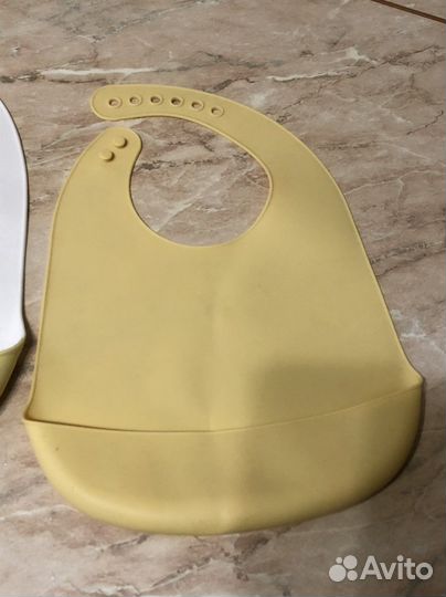 Слюнявчик силиконовый и приборы