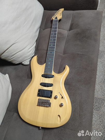 Электро гитара