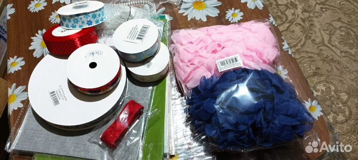 Ленты, кожа и замша