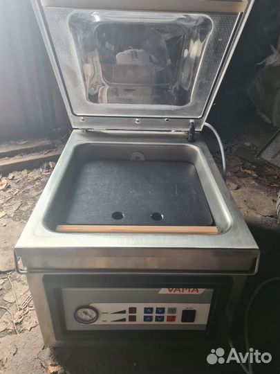 Вакуумный упаковщик