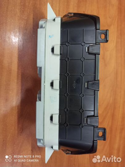 Щиток приборов Нива 1.7 инжектор Новый