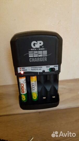 Зарядное устройство AA/AAA