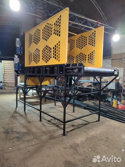 Кипоразбиватель жесткого пластика для переработки