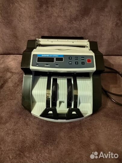 Машинка для счета денег