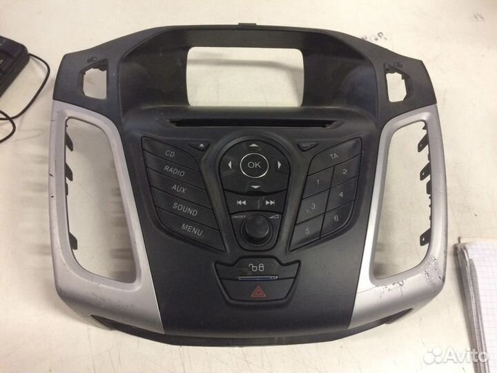 Панель управления магнитолой Ford Focus III 11-19г