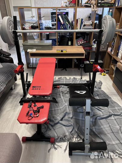 Скамья для жима со стойками и штангой бу