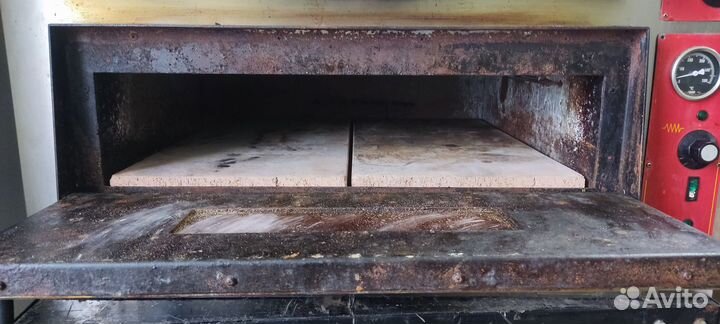 Печь для пиццы GGF E99 (Италия 2009) с подставкой